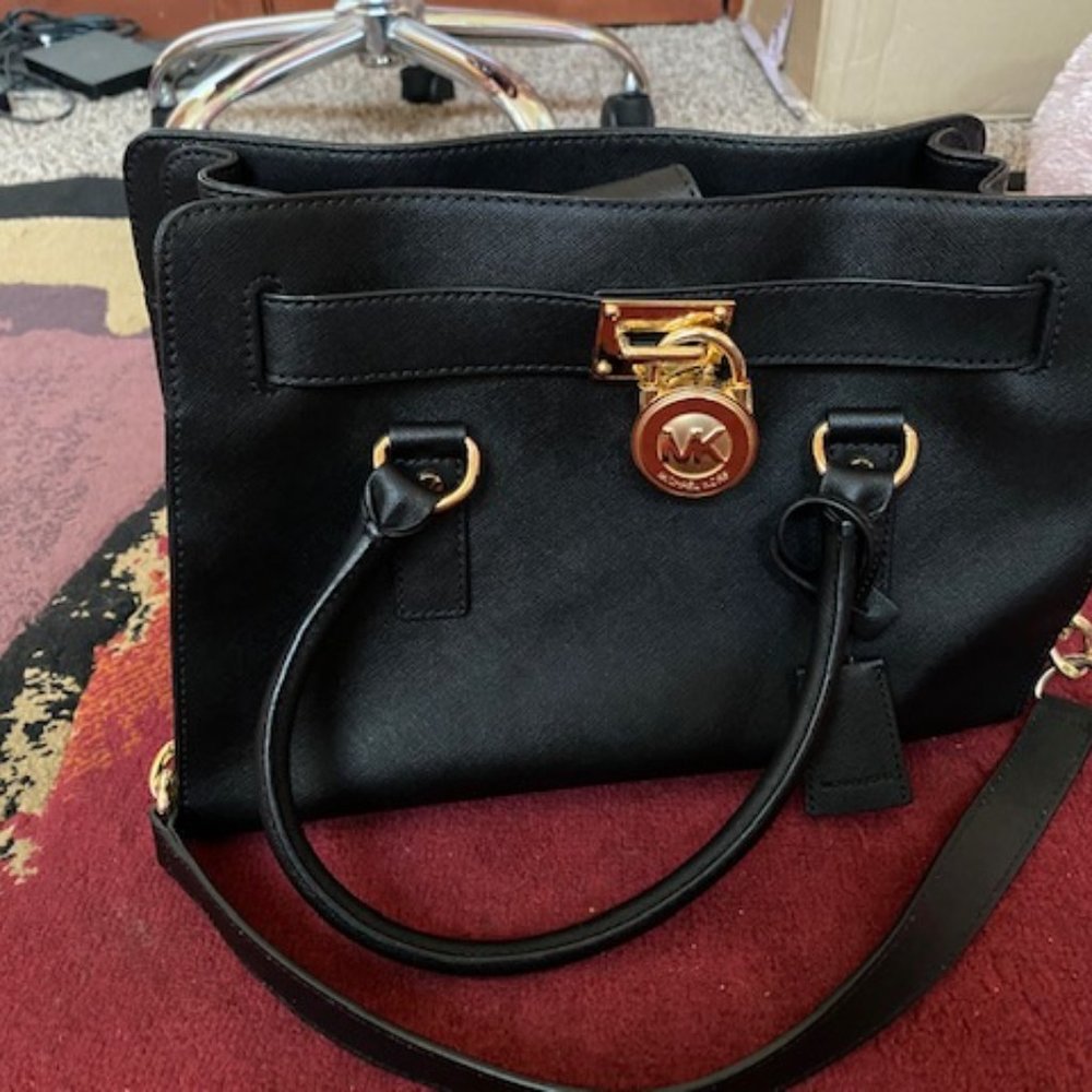Michael Kors Nouveau Hamilton Pebbled Leather bag